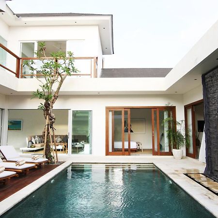 Villa Aditi, Sitara Villa Group Seminyak Exteriér fotografie